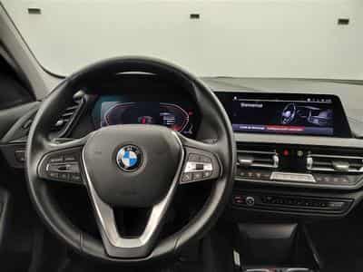 BMW 116 i (2023) - Photo 9