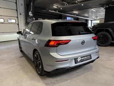 VW Golf Golf VIII Lim. 1.5 eTSI R-Line (2025) - Photo 5