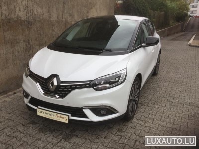 Grand format Alfa Romeo Spider