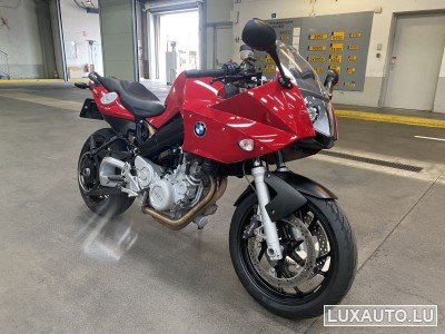 BMW F