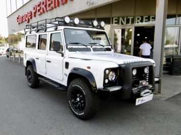Land-Rover Defender